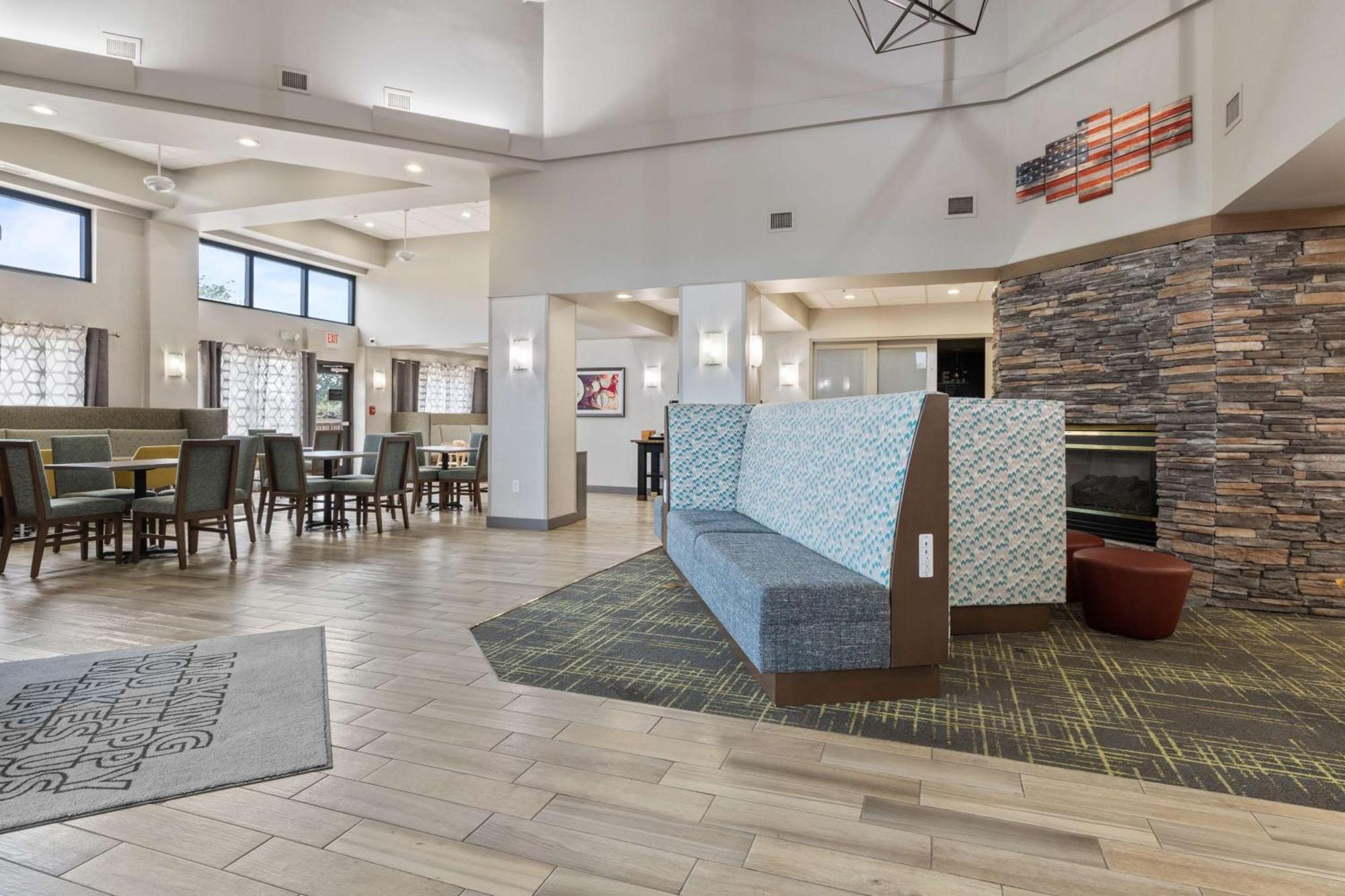 Hampton Inn & Suites Memphis-Wolfchase Galleria Bartlett Exterior foto